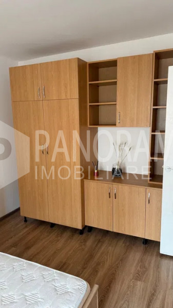 Garsonieră - Zorilor