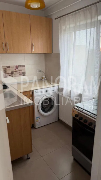 Garsonieră - Zorilor