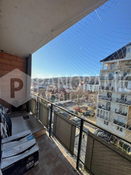 Apartament cu 3 camere - Iris