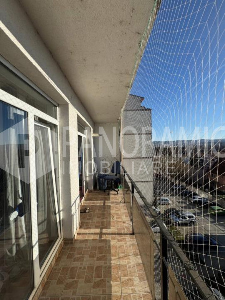 Apartament cu 3 camere - Iris