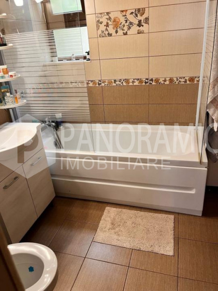 Apartament cu 3 camere -Dâmbul- Rotund