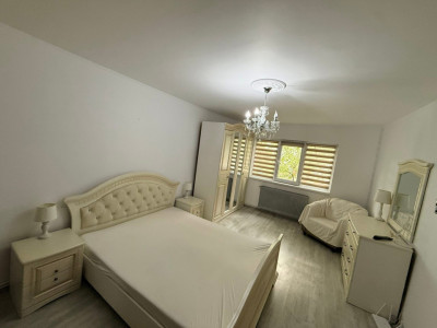 Apartament cu 3 camere - Mărăști