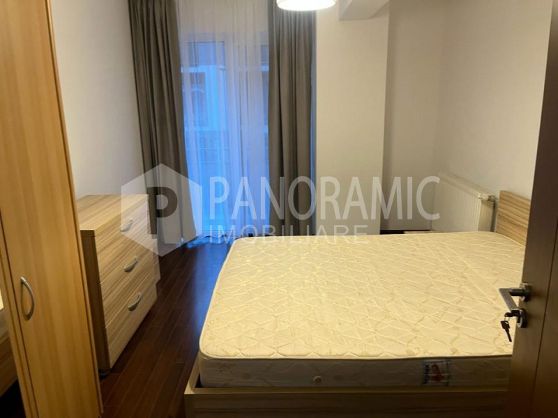 Apartament cu 3 camere -BUNĂ-ZIUA