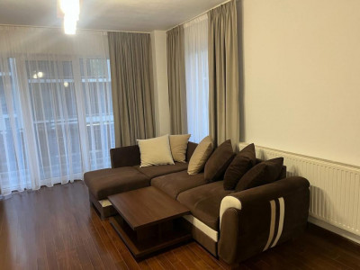 Apartament cu 3 camere -BUNĂ-ZIUA