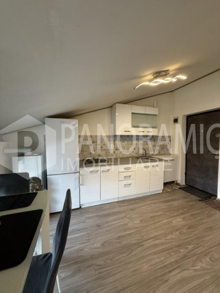 Apartament 2 camere semi-decomandate Zona Tauti