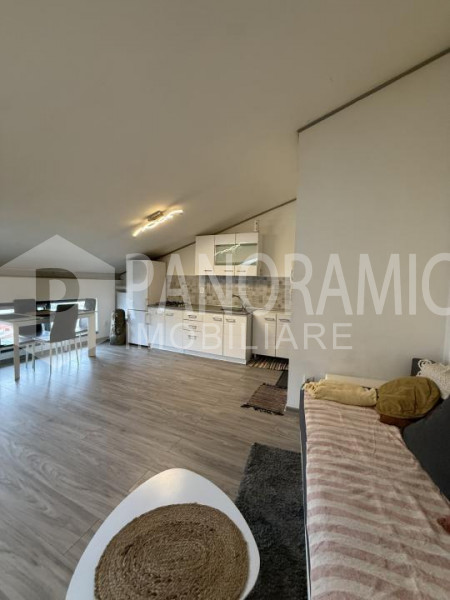 Apartament 2 camere semi-decomandate Zona Tauti