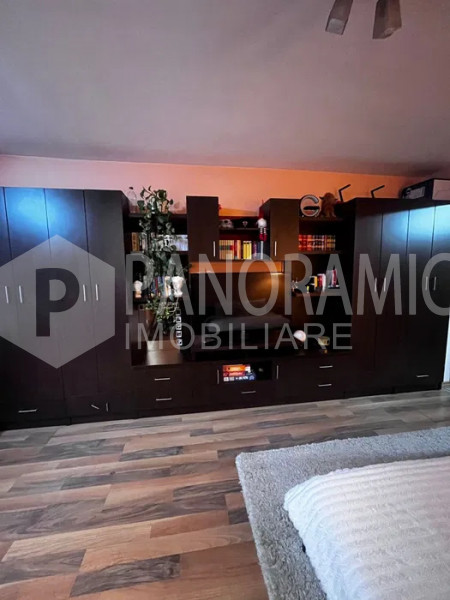 APARTAMENT CU O CAMERĂ - MĂNĂSTUR