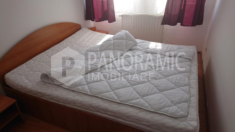 Apartament 2 camere semi -decomandate Centru