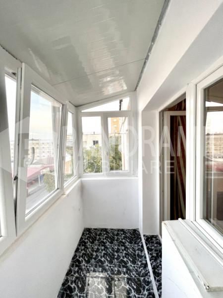 APARTAMENT 3 CAMERE, MICRO 17