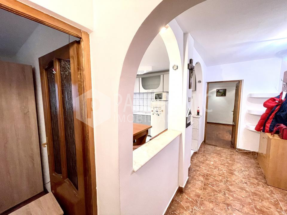 APARTAMENT 3 CAMERE, MICRO 17