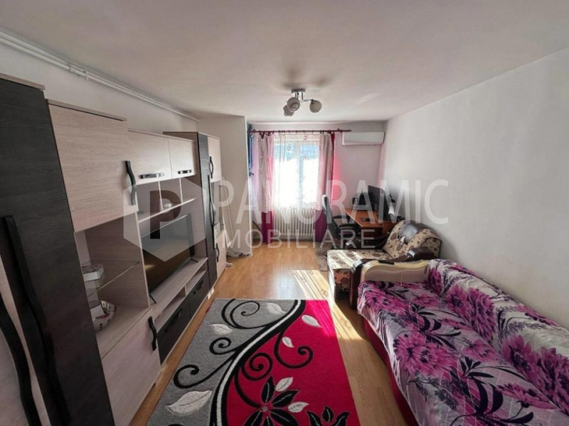 APARTAMENT CU O CAMERĂ - IRIS