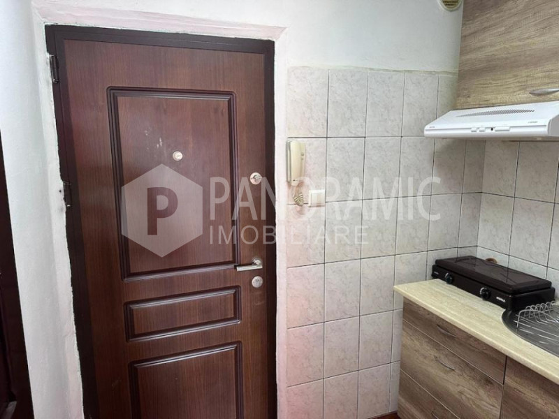 APARTAMENT CU O CAMERĂ - IRIS