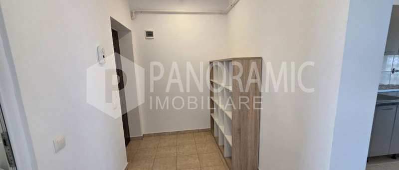 APARTAMENT CU 2 CAMERE, ZONA PORII, FLORESTI