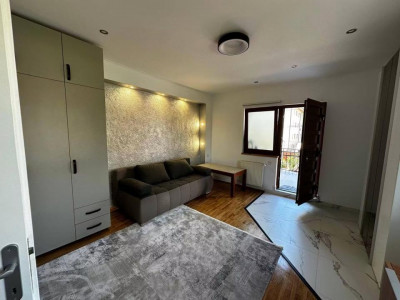 Apartament cu 2 camere la casă - Între Lacuri