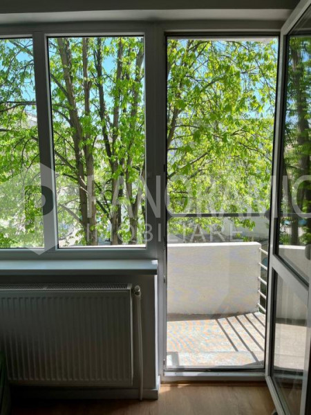Apartament cu 2 camere - Central- Piața Mihai VIteazu