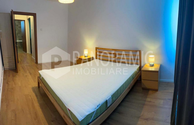 Apartament cu 2 camere - Central- Piața Mihai VIteazu