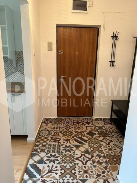 Apartament cu 2 camere - Central- Piața Mihai VIteazu