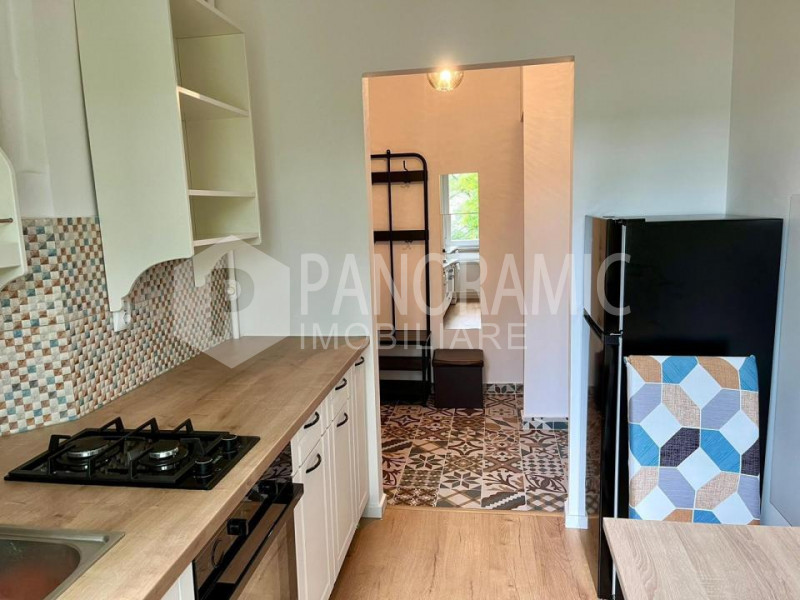 Apartament cu 2 camere - Central- Piața Mihai VIteazu