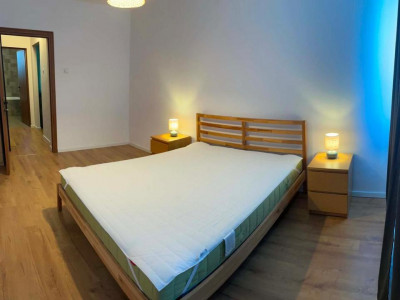 Apartament cu 2 camere - Central- Piața Mihai VIteazu