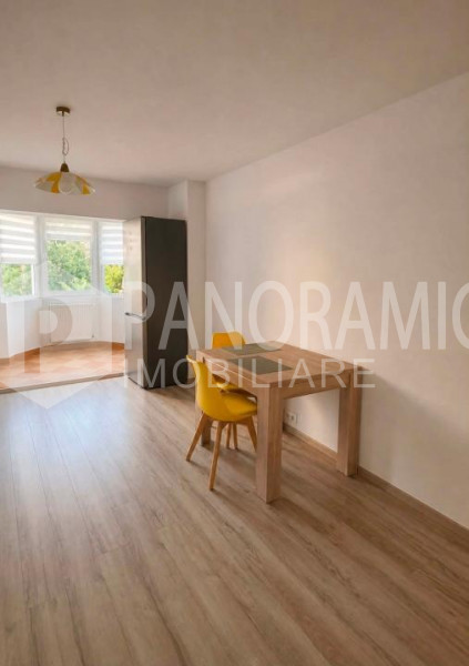 Apartament cu 2 camere decomandate - Plopilor