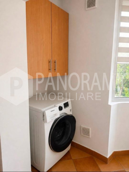 Apartament cu 2 camere decomandate - Plopilor