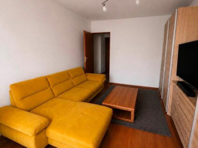 Apartament cu 2 camere decomandate - Plopilor