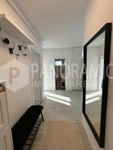 Apartament cu 3 camere - LÂNGĂ VIVO