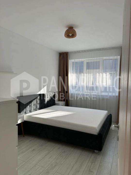 Apartament cu 3 camere - LÂNGĂ VIVO