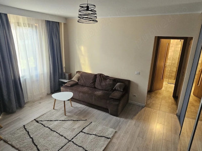 Apartament cu 2 camere - Centru Piața Mihai Viteazu