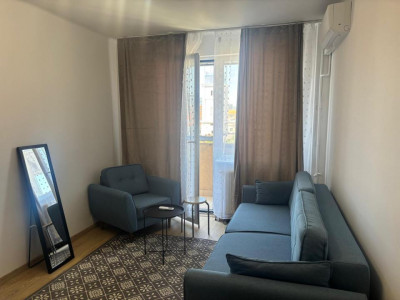 Apartament cu 2 camere - Piața Mihai Viteazul