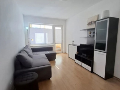 APARTAMENT CU O CAMERĂ - ZONA CENTRALĂ