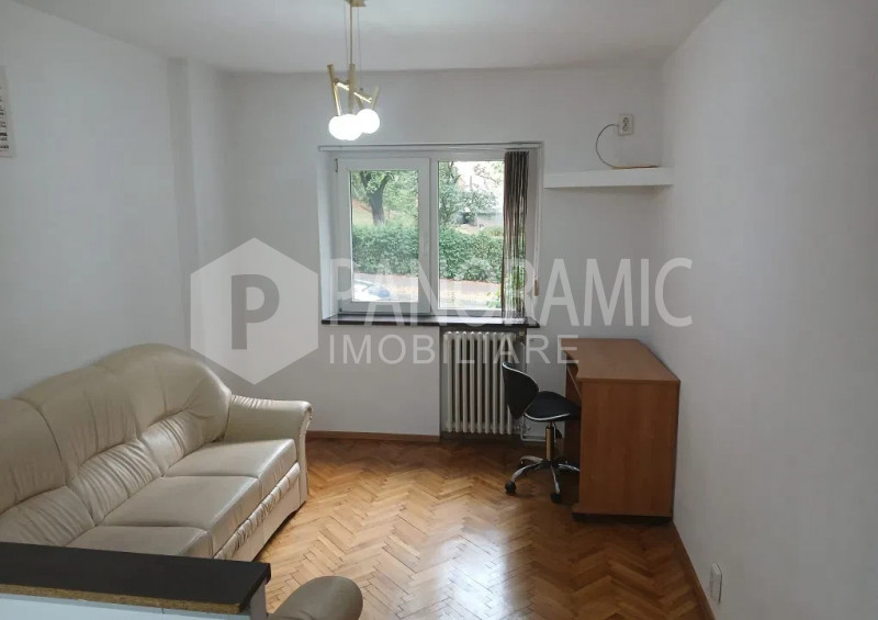 Apartament cu 3 camere- 2 dormitoare - Zorilor
