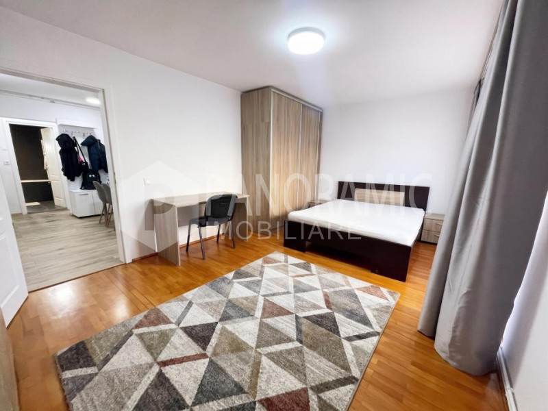 Apartament cu 3 dormitoare decomandate - Zorilor