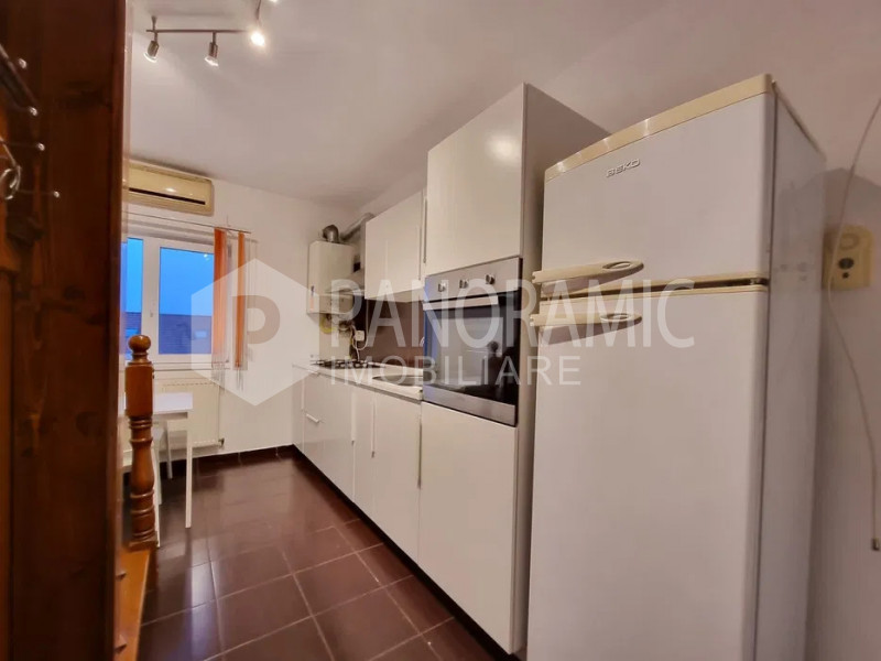 APARTAMENT CU 3 CAMERE (3 DORMITOARE) - MĂNĂȘTUR