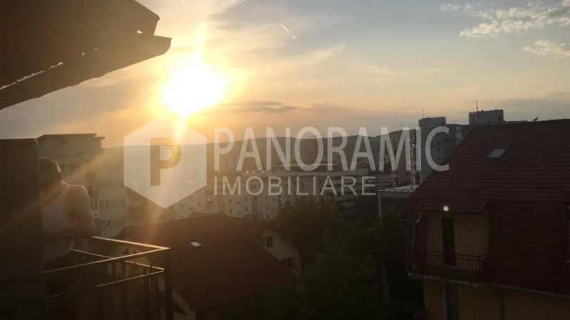 APARTAMENT CU 3 CAMERE (3 DORMITOARE) - MĂNĂȘTUR