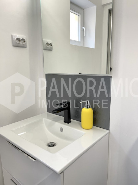 APARTAMENT CU 2 CAMERE, ZONA PIATA 1 MAI