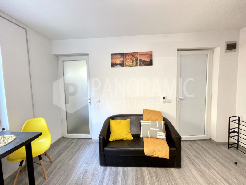 APARTAMENT CU 2 CAMERE, ZONA PIATA 1 MAI